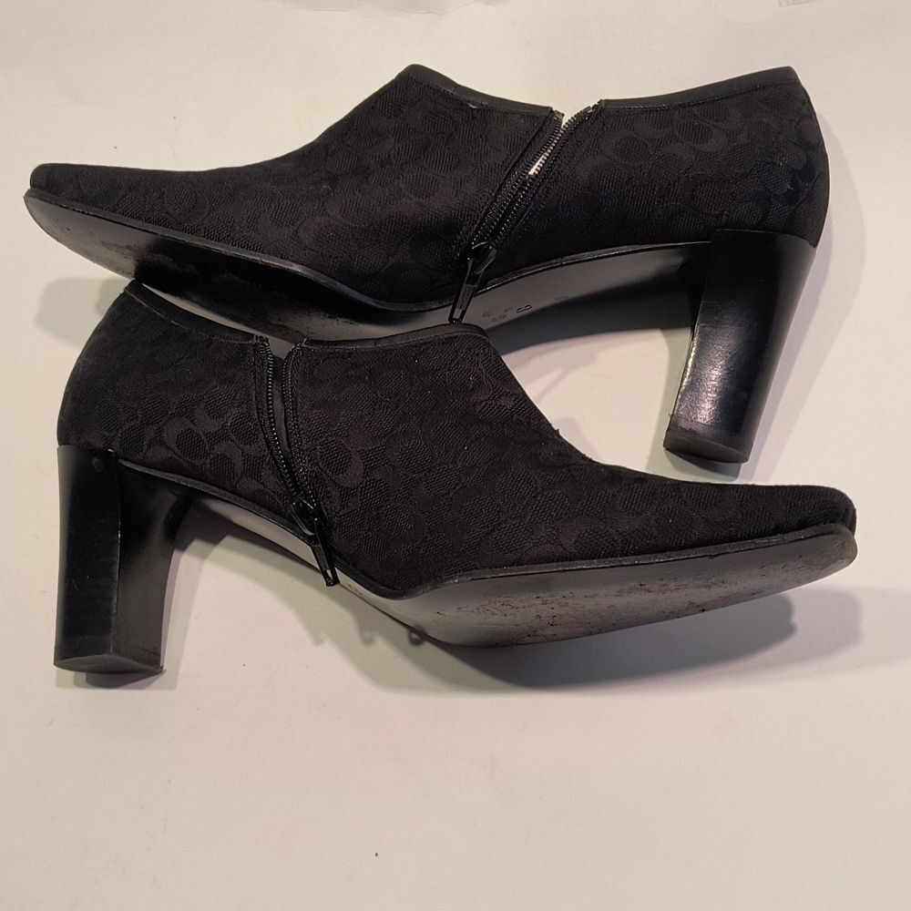 Coach Heels Women's - Picture 2 of 6